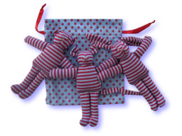 Alimrose Rattle Friends