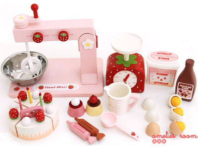 Mother Garden Wooden Cake Making Set