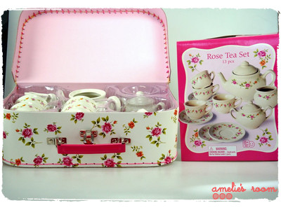 Porcelain Rose Tea Set