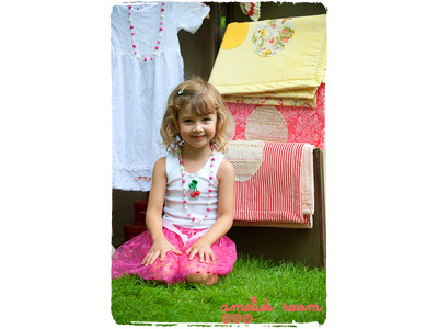The Plaza Cot Blanket