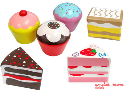 Wooden Cake Set